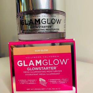 GLAMGLOW GLOWSTARTER Illuminating Moisturizer- SUN
